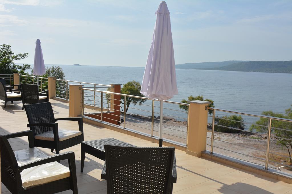 Palaiologou Panorama Apartments Mantamádos Екстериор снимка