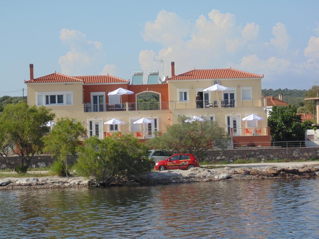 Palaiologou Panorama Apartments Mantamádos Екстериор снимка